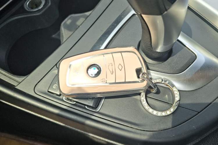 Used BMW 1 Series 2013 Revised 116i Leading Edition Interior 1
