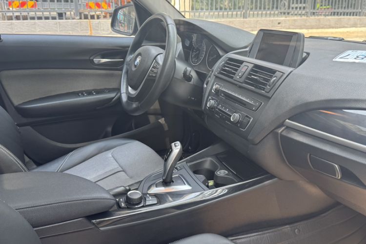 Used BMW 1 Series 2013 Revised 116i Leading Edition Interior 1