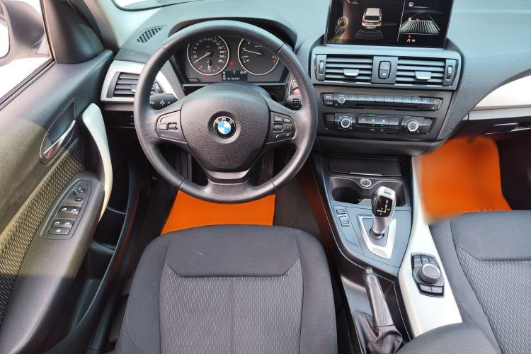 Used BMW 1 Series 2013 Revised 116i Leading Edition Interior 1