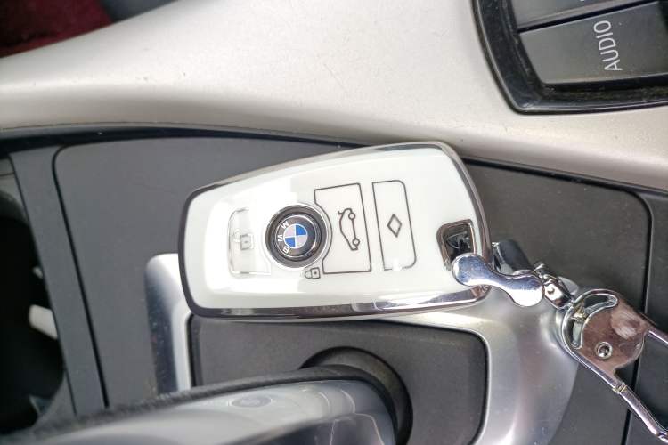 Used BMW 1 Series 2013 Facelifted 118i Leading Edition Interior 1