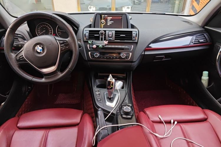 Used BMW 1 Series 2013 Revised 118i Sport Edition Interior 1