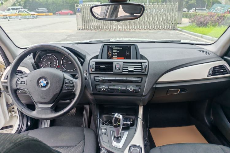 Used BMW 1 Series 2013 Revised 116i Leading Edition Interior 2