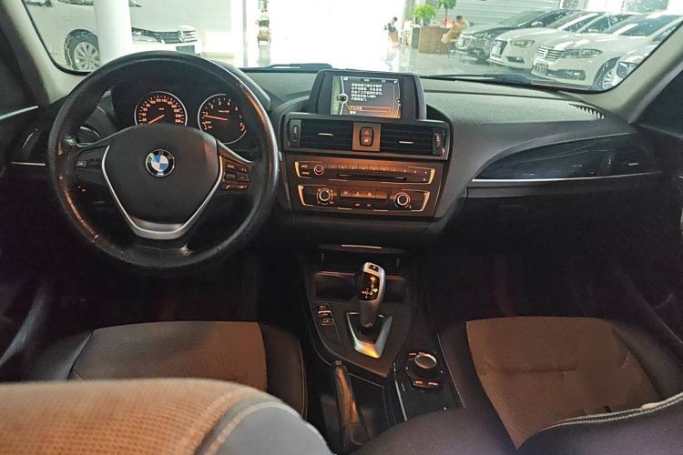 Used BMW 1 Series 2013 Revised 116i Leading Edition Interior 2
