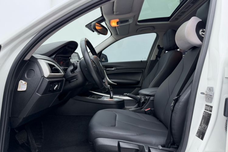 Used BMW 1 Series 2013 Revised 116i Leading Edition Interior 3