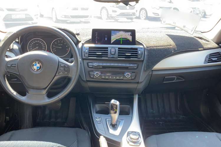 Used BMW 1 Series 2013 Facelifted 118i Leading Edition Interior 3