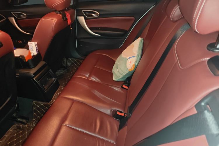 Used BMW 1 Series 2013 Revised 116i Leading Edition Interior 4