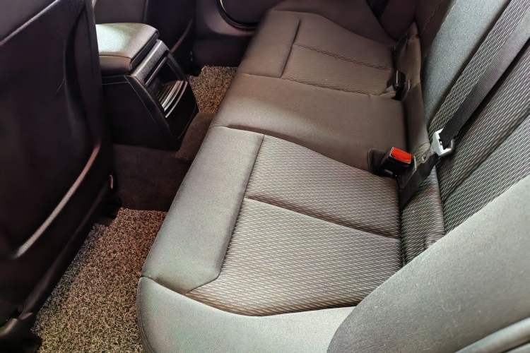 Used BMW 1 Series 2013 Revised 116i Leading Edition Interior 4