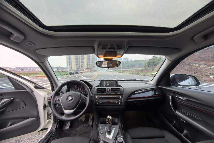 Used BMW 1 Series 2013 Revised 118i Sport Edition Interior 4