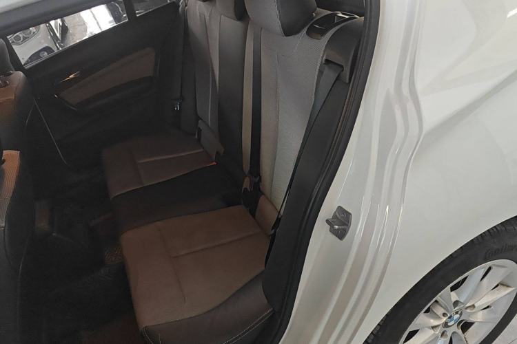 Used BMW 1 Series 2013 Revised 116i Leading Edition Interior 4