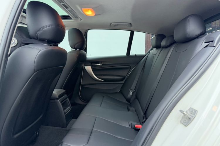 Used BMW 1 Series 2013 Revised 116i Leading Edition Interior 5