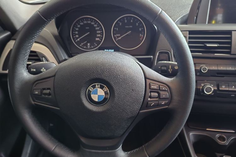 Used BMW 1 Series 2013 Revised 116i Leading Edition Interior 6
