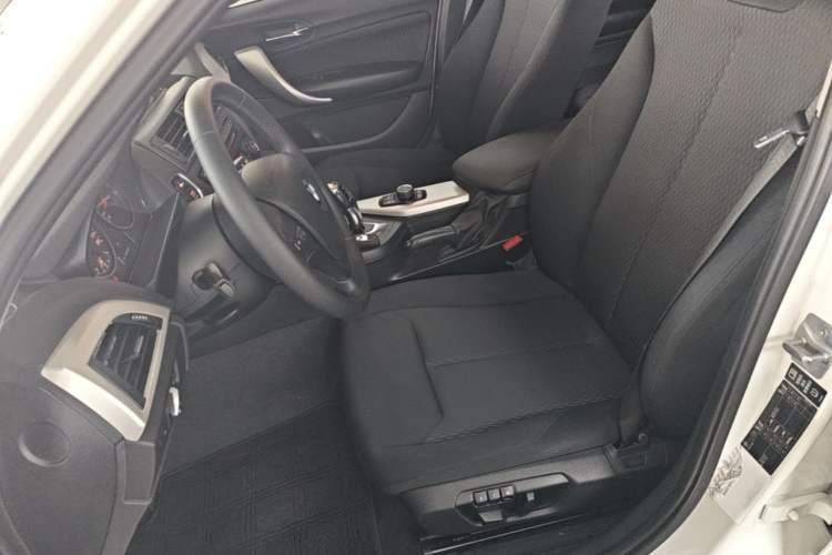Used BMW 1 Series 2013 Facelifted 118i Leading Edition Left Front Seat