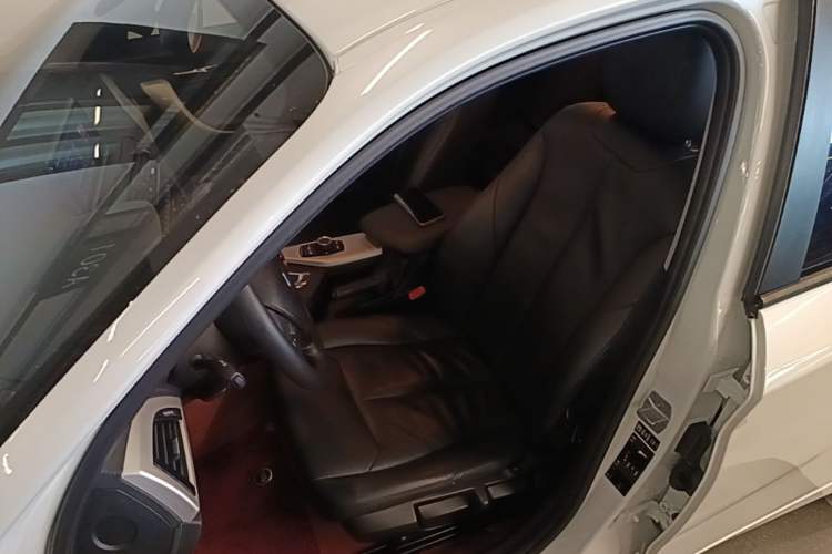 Used BMW 1 Series 2013 Revised 116i Leading Edition Left Front Seat