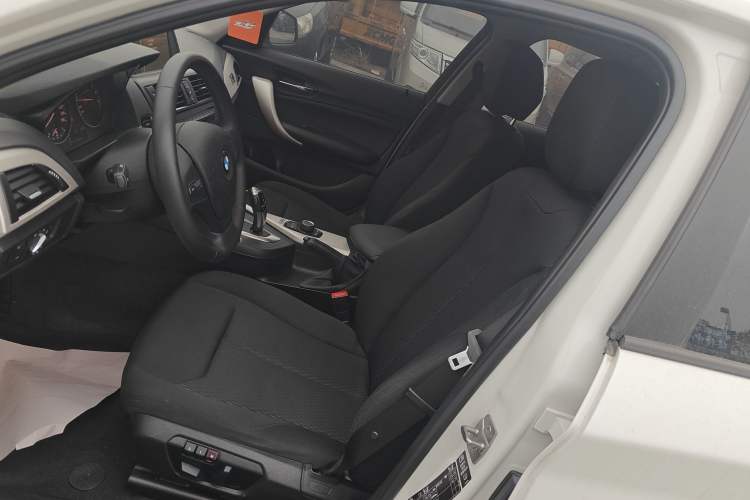 Used BMW 1 Series 2013 Facelifted 118i Leading Edition Left Front Seat