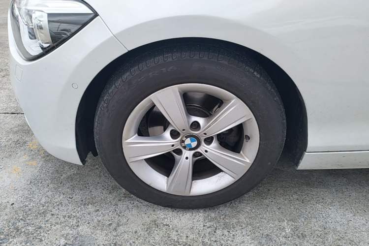 Used BMW 1 Series 2013 Revised 118i Sport Edition Left Front Wheel Hub