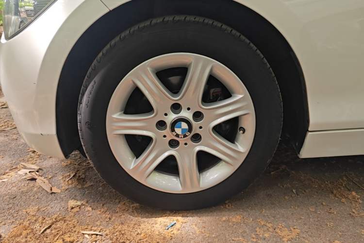 Used BMW 1 Series 2013 Revised 116i Leading Edition Left Front Wheel Hub