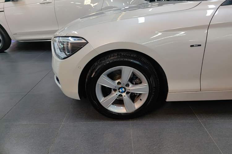 Used BMW 1 Series 2013 Revised 118i Sport Edition Left Front Wheel Hub