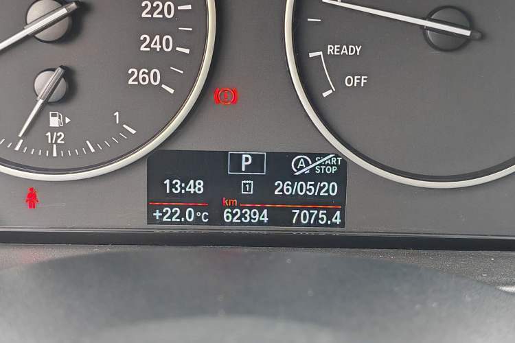 Used BMW 1 Series 2013 Revised 116i Leading Edition Odometer Close Up