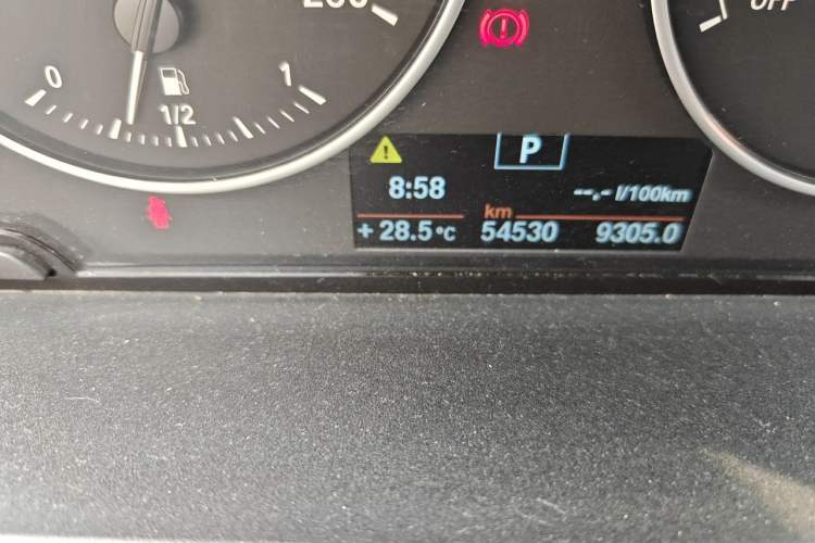 Used BMW 1 Series 2013 Revised 116i Leading Edition Odometer Close Up