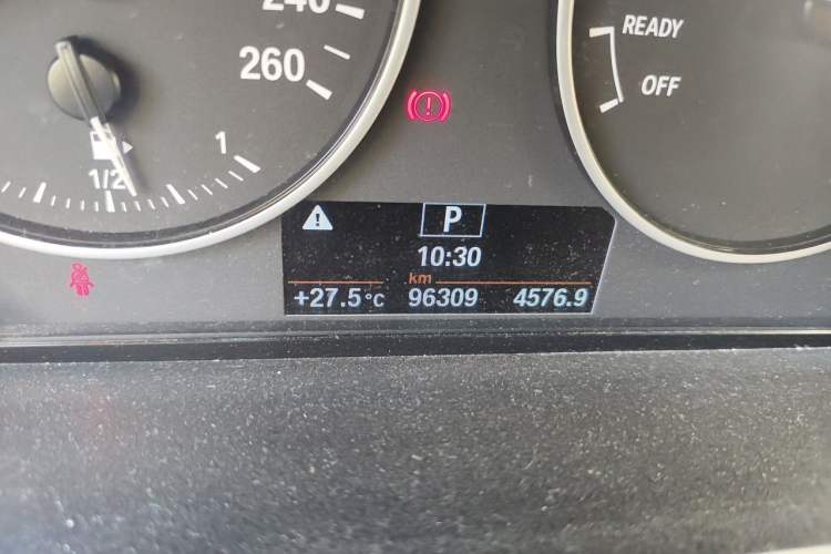 Used BMW 1 Series 2013 Revised 116i Leading Edition Odometer Close Up
