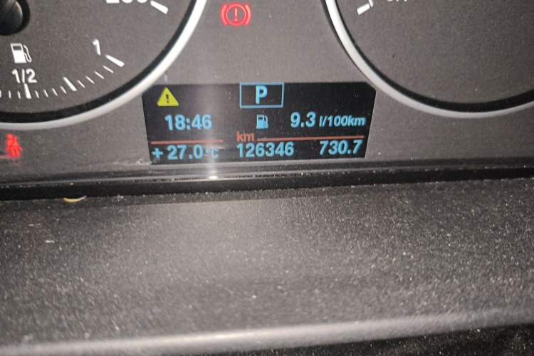 Used BMW 1 Series 2013 Facelifted 118i Leading Edition Odometer Close Up