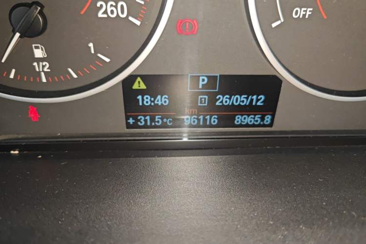 Used BMW 1 Series 2013 Revised 118i Sport Edition Odometer Close Up