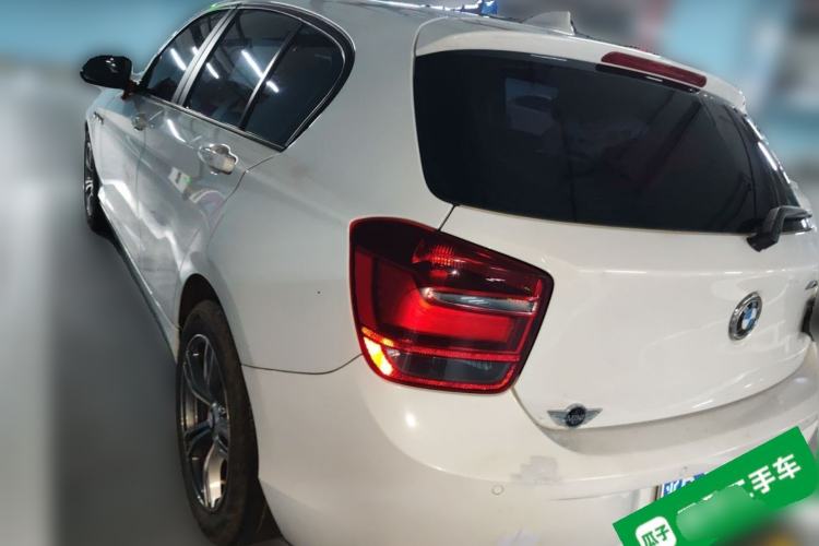 Used BMW 1 Series 2013 Facelifted 118i Leading Edition Rear Left 45 Deg