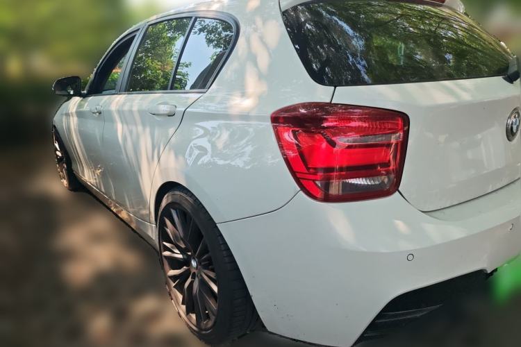 Used BMW 1 Series 2013 Facelifted 118i Leading Edition Rear Left 45 Deg