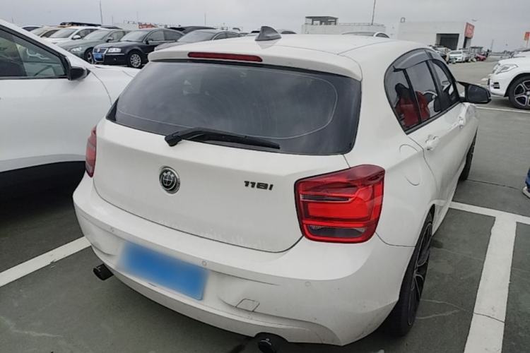 Used BMW 1 Series 2013 Facelifted 118i Leading Edition Rear Right 45 Deg