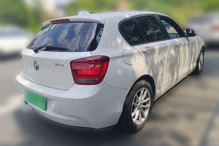 Used BMW 1 Series 2013 Facelifted 118i Leading Edition Rear Right 45 Deg