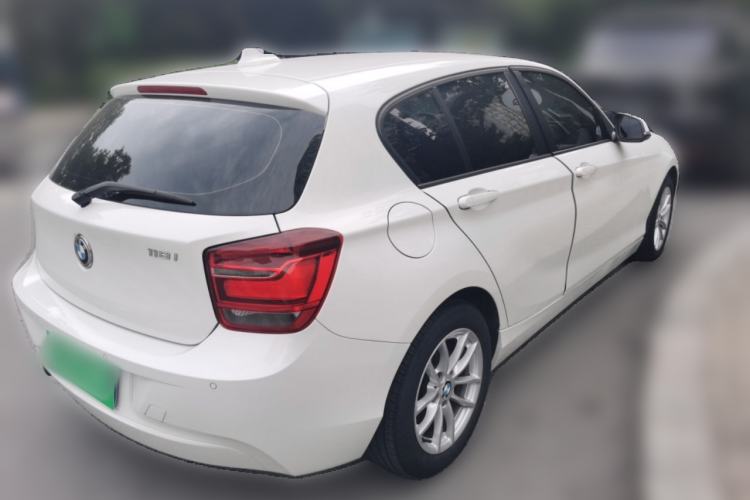 Used BMW 1 Series 2013 Facelifted 118i Leading Edition Rear Right 45 Deg