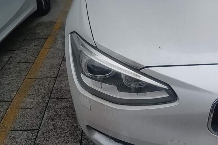 Used BMW 1 Series 2013 Facelifted 118i Leading Edition Right Front Headlight