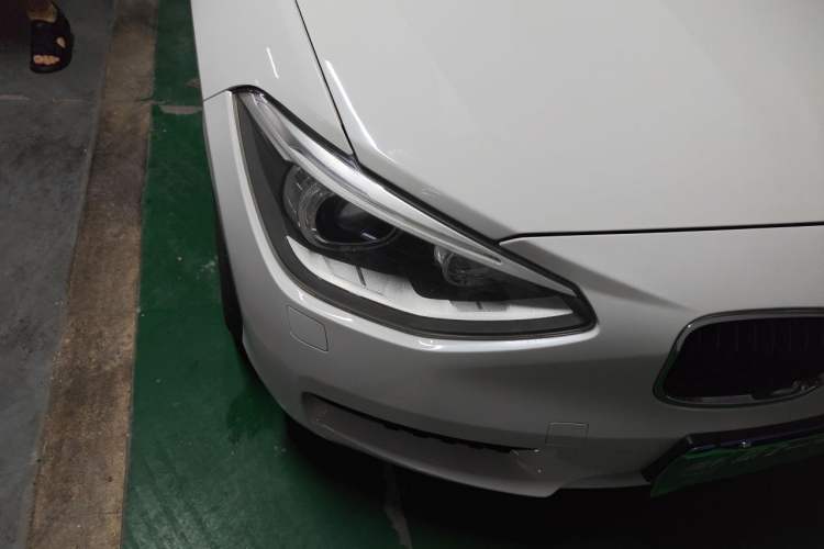 Used BMW 1 Series 2013 Facelifted 118i Leading Edition Right Front Headlight