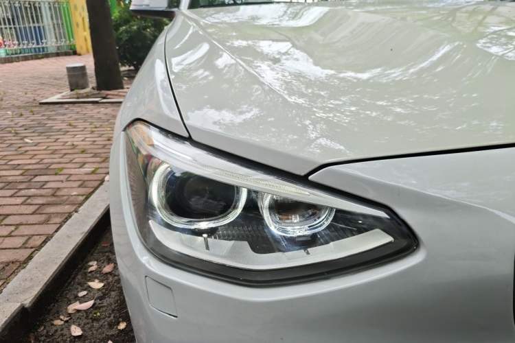 Used BMW 1 Series 2013 Facelifted 118i Leading Edition Right Front Headlight