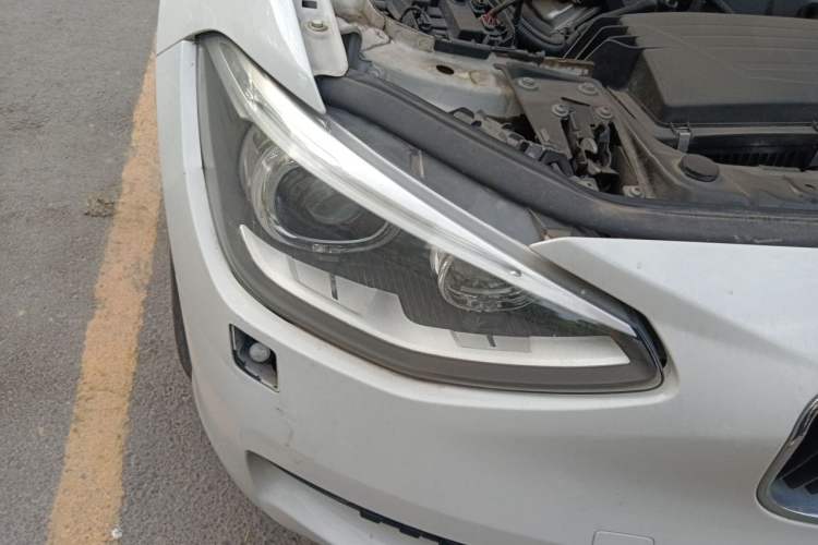 Used BMW 1 Series 2013 Facelifted 118i Leading Edition Right Front Headlight