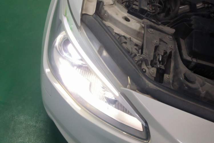 Used BMW 1 Series 2013 Revised 116i Urban Edition Right Front Headlight