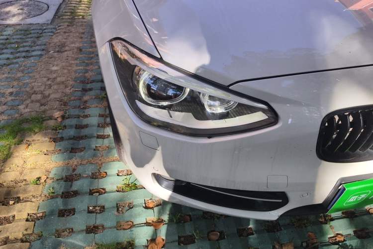 Used BMW 1 Series 2013 Revised 118i Sport Edition Right Front Headlight