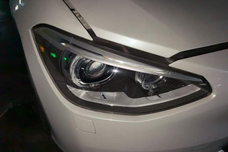 Used BMW 1 Series 2013 Facelifted 118i Leading Edition Right Front Headlight