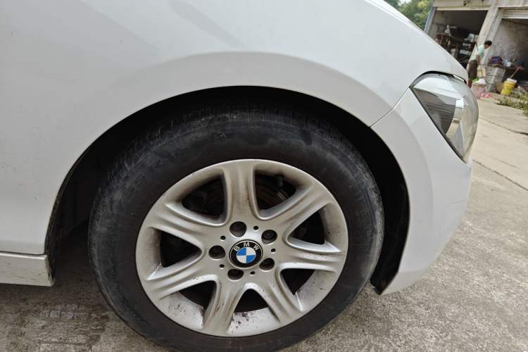Used BMW 1 Series 2013 Revised 116i Leading Edition Right Front Wheel Hub