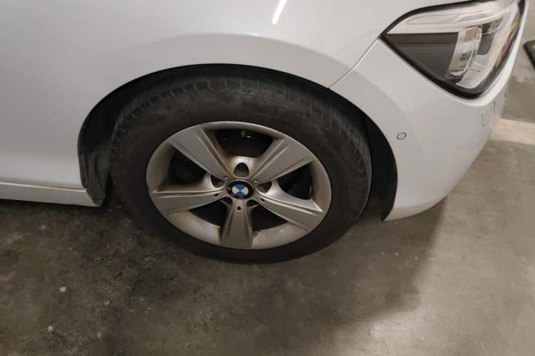 Used BMW 1 Series 2013 Revised 118i Sport Edition Right Front Wheel Hub