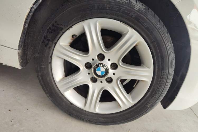Used BMW 1 Series 2013 Revised 116i Leading Edition Right Front Wheel Hub