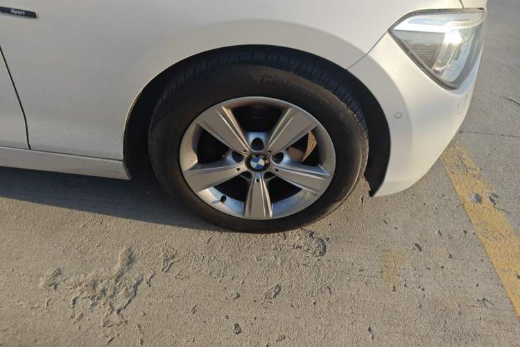 Used BMW 1 Series 2013 Revised 118i Sport Edition Right Front Wheel Hub
