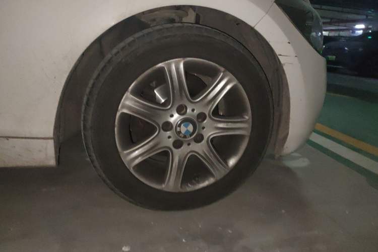 Used BMW 1 Series 2013 Revised 116i Leading Edition Right Front Wheel Hub