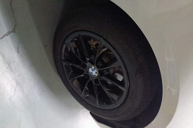 Used BMW 1 Series 2013 Revised 116i Leading Edition Right Front Wheel Hub