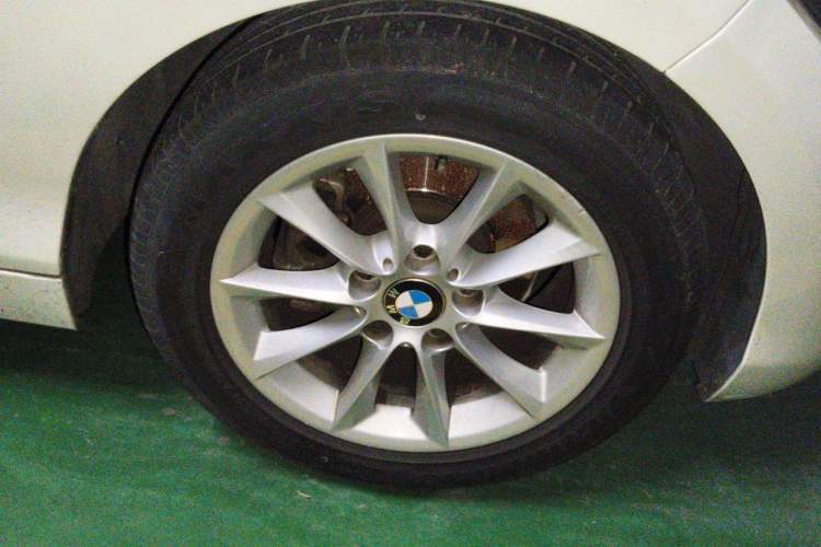 Used BMW 1 Series 2013 Revised 116i Urban Edition Right Front Wheel Hub