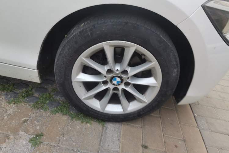 Used BMW 1 Series 2013 Revised 116i Urban Edition Right Front Wheel Hub