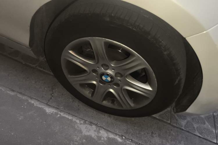 Used BMW 1 Series 2013 Revised 116i Leading Edition Right Front Wheel Hub