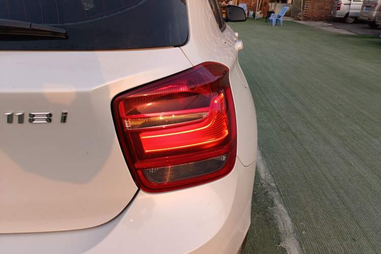 Used BMW 1 Series 2013 Facelifted 118i Leading Edition Right Rear Taillight