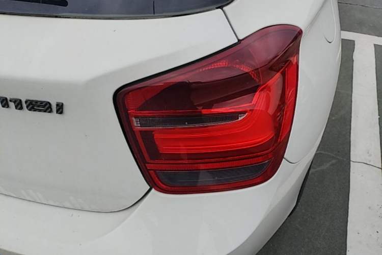 Used BMW 1 Series 2013 Facelifted 118i Leading Edition Right Rear Taillight