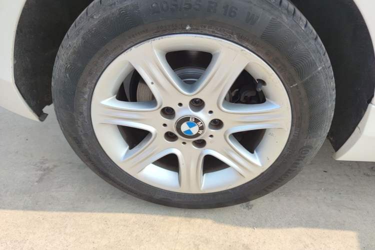 Used BMW 1 Series 2013 Revised 116i Leading Edition Right Rear Wheel Hub